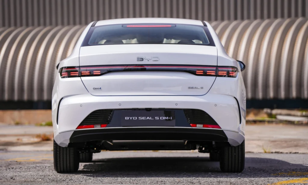 BYD-seal-5-chuan-bi-ra-mat-0961519075-11