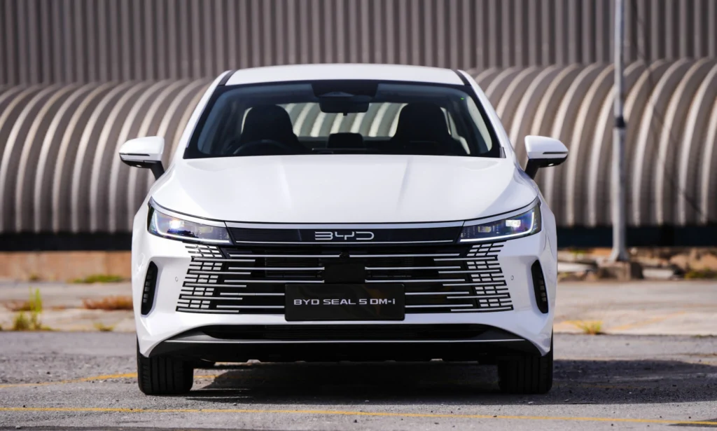 BYD-seal-5-chuan-bi-ra-mat-0961519075-3
